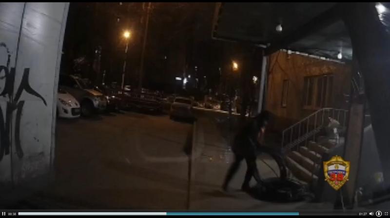 Сотрудники полиции ОМВД России по району Гольяново задержали подозреваемых в краже кабеля